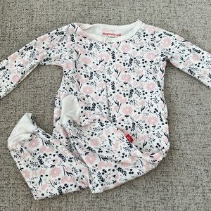 Magnetic me footie 0-3